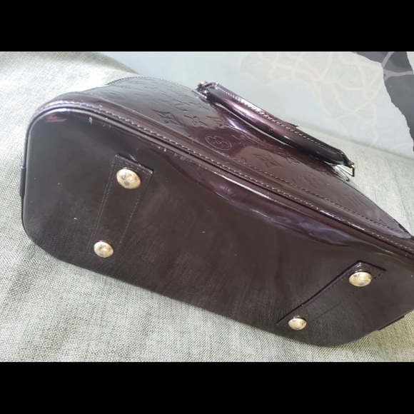 Louis Vuitton Alma PM Amarante - Picture 5 of 7